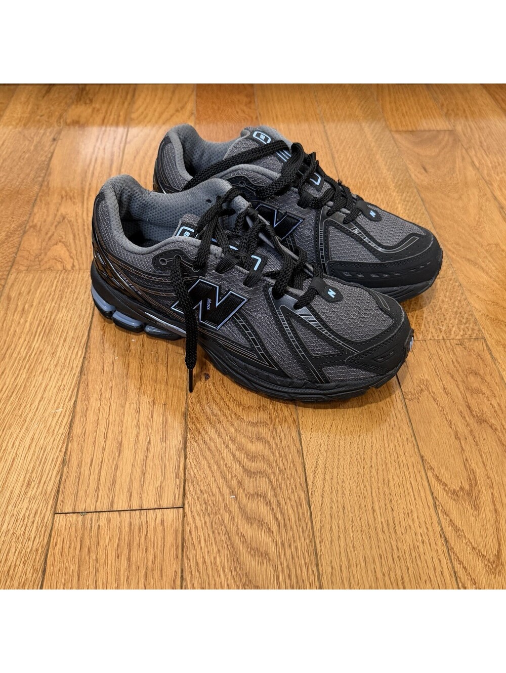 Size US 7 Unisex  New Balance 1906R  Black Blue Running Shoes (men’s 7 / W ) M